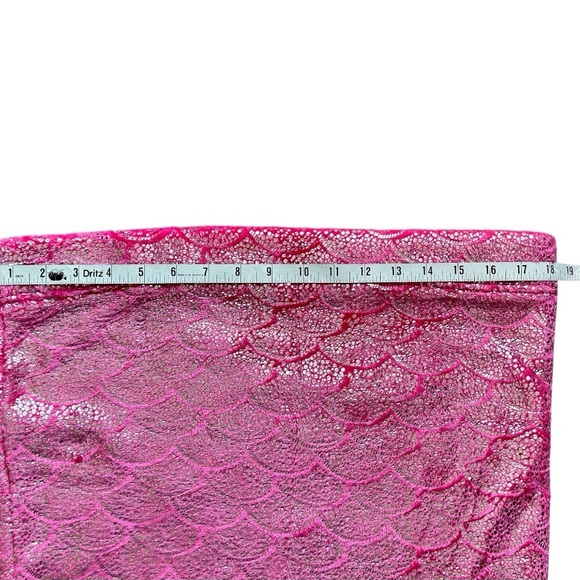 PixieCrush Mermaid Tail Blanket for girls Plush Comfy Fleece Snuggle Blanket - Picture 5 of 9